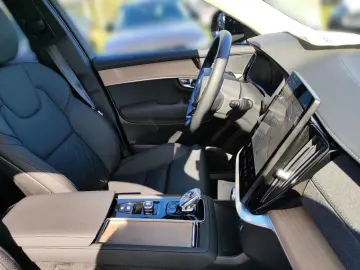 VOLVO XC90 T8 Plus Dark Plug-In Hybrid AWD 7-Sitzer Na