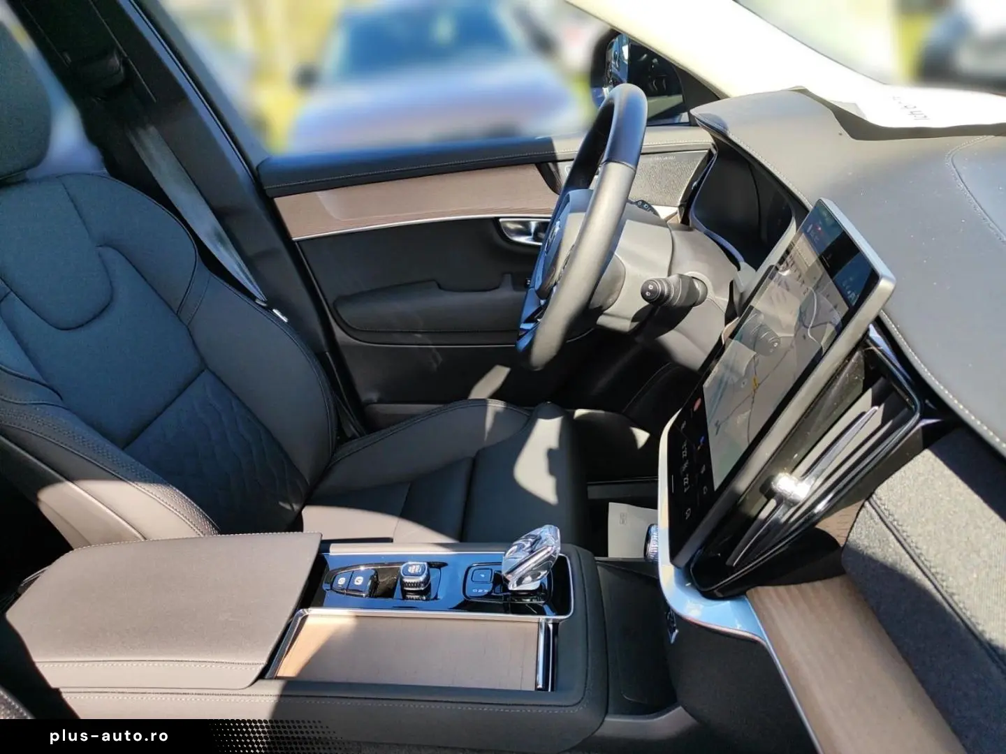 VOLVO XC90 T8 Plus Dark Plug-In Hybrid AWD 7-Sitzer Na