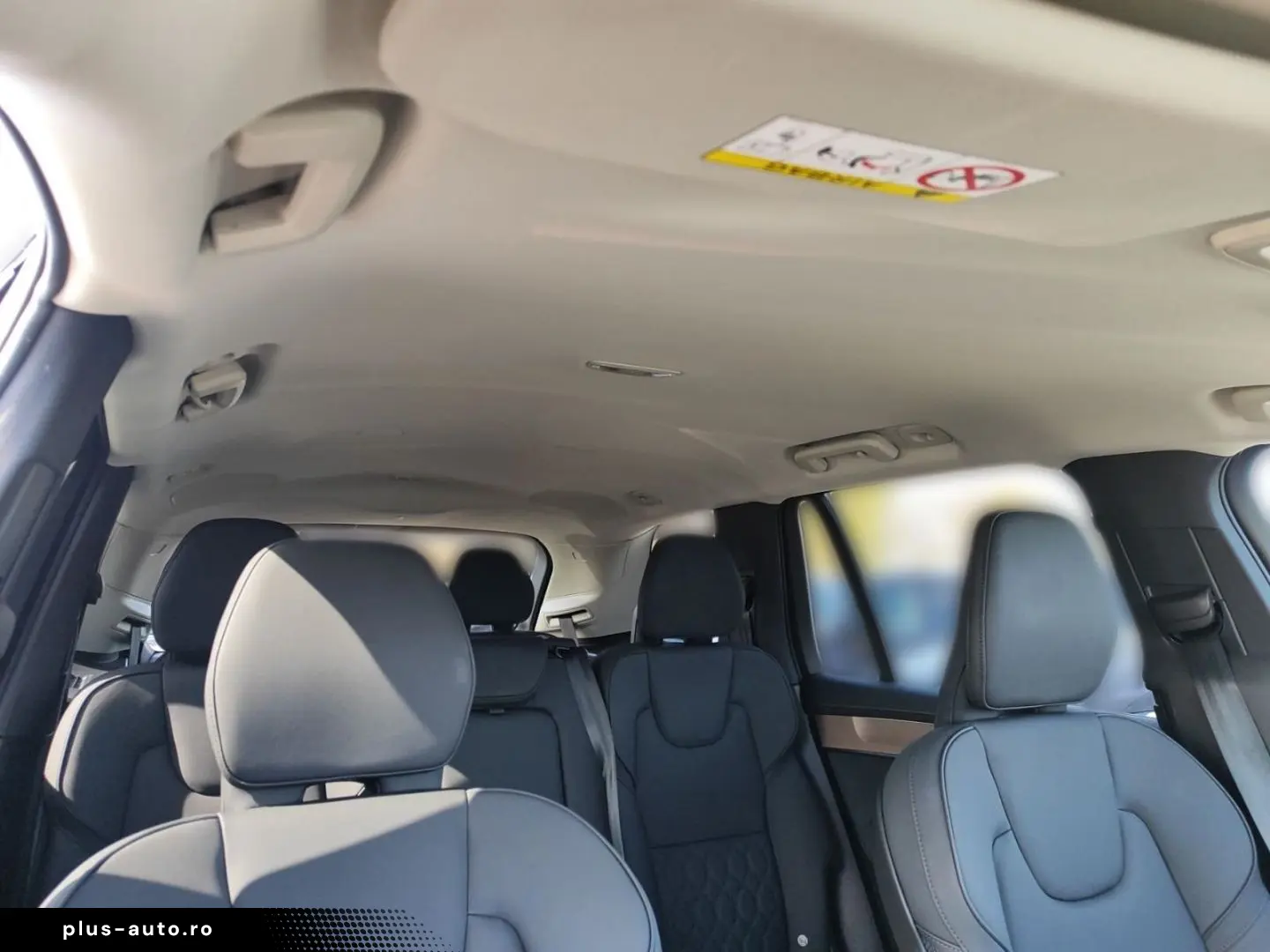 VOLVO XC90 T8 Plus Dark Plug-In Hybrid AWD 7-Sitzer Na