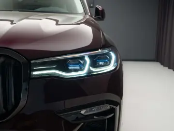 BMW G7X  X7 XDRIVE 40I