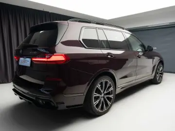 BMW G7X  X7 XDRIVE 40I