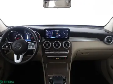 MERCEDES-BENZ GLC 220 d 4M
