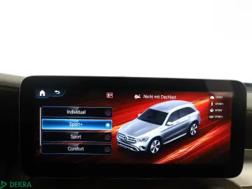 MERCEDES-BENZ GLC 220 d 4M