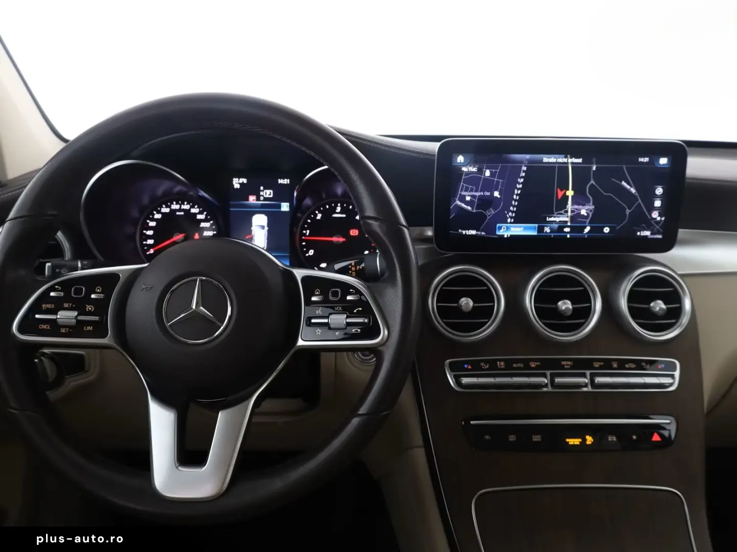 MERCEDES-BENZ GLC 220 d 4M