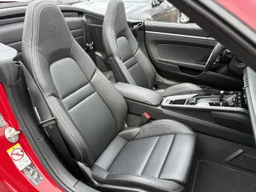 PORSCHE 992 911 CARRERA4 BOSE LEDER CHRONO KAMERA MEMORY