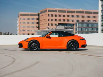 PORSCHE 992.1 Cabrio 3.0 PDK Volleder 14way 21  Sportexh