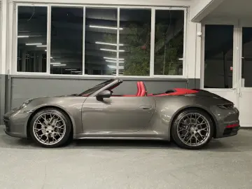 PORSCHE 992 CABRIO 6 TKM   BRD   APPROVED   21 ZOLL