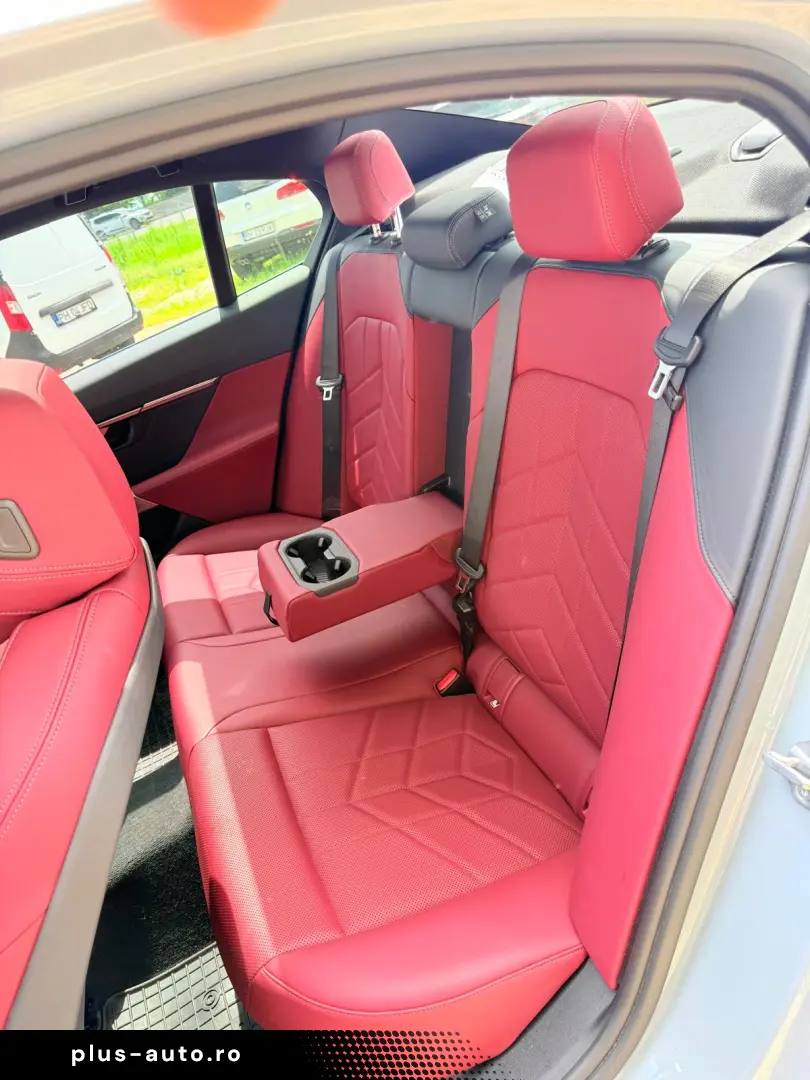 Bmw 520d X-Drive M Pachet Fab.-08.2024 2.0 Diesel 197 Cp