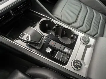 VW Touareg 3.0 V6 TDI Elegance 4M AHK LUFT R-LINE