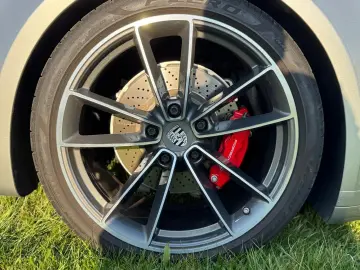 PORSCHE 992 Carrera 4S  Approved  Vollausstattung