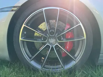 PORSCHE 992 Carrera 4S  Approved  Vollausstattung