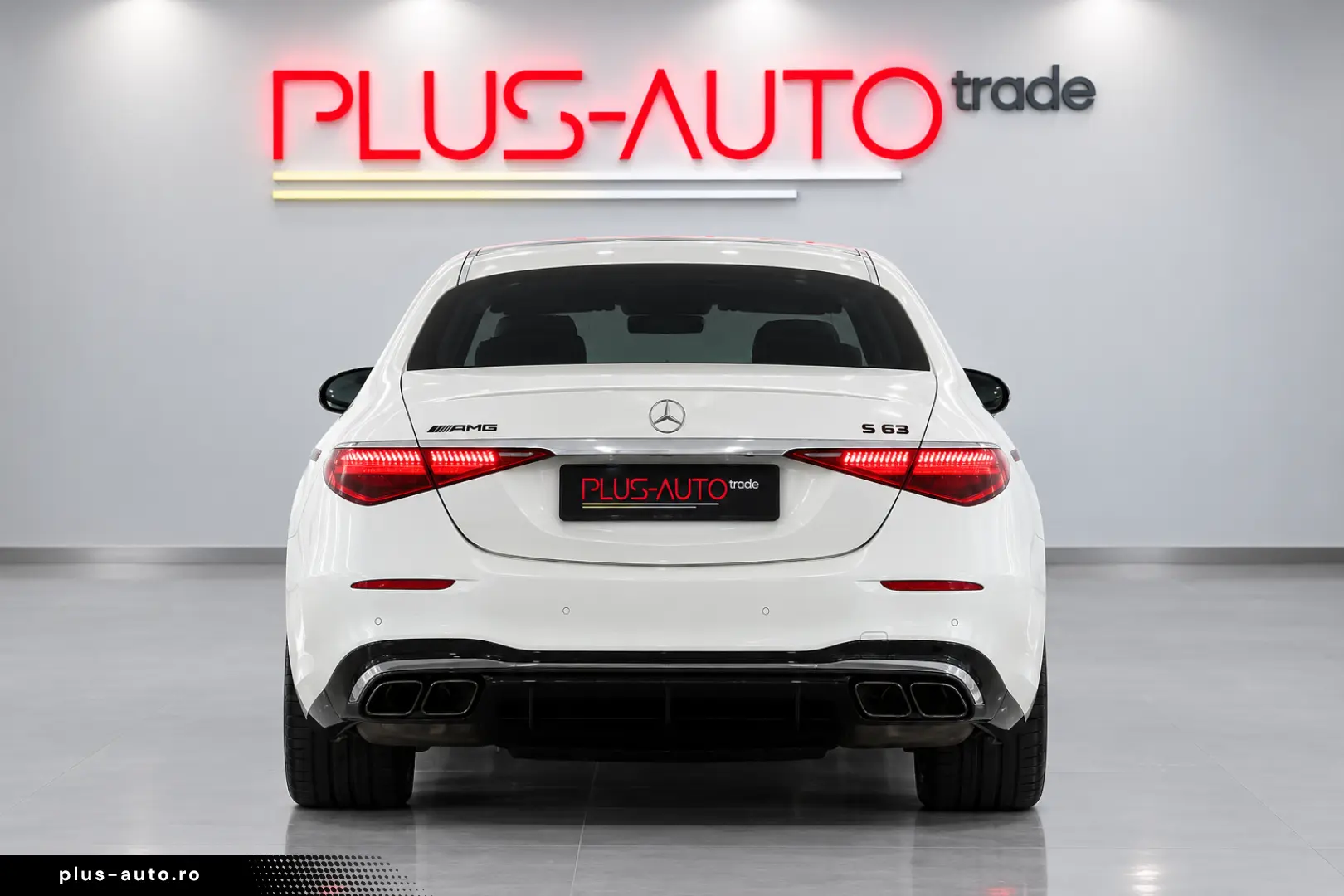 MERCEDES-AMG S 63 L E Performance_TV_Massage