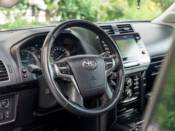 Toyota Land Cruiser 150 Series