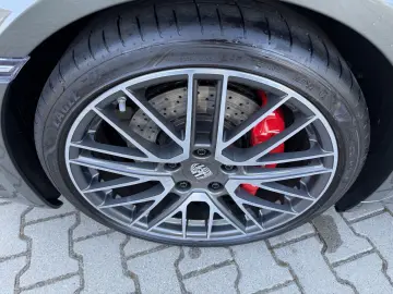 PORSCHE 911 Carrera S Cabriolet LIFT SPORTABGAS SITZBELÜ
