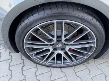PORSCHE 911 Carrera S Cabriolet LIFT SPORTABGAS SITZBELÜ
