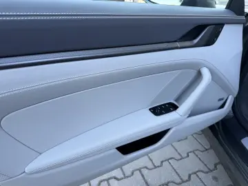 PORSCHE 911 Carrera S Cabriolet LIFT SPORTABGAS SITZBELÜ