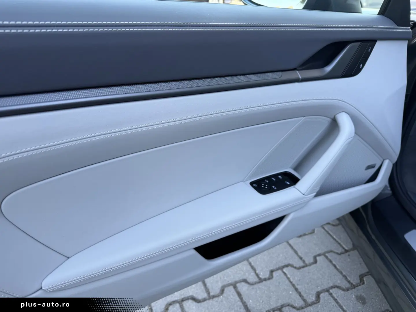 PORSCHE 911 Carrera S Cabriolet LIFT SPORTABGAS SITZBELÜ