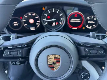 PORSCHE 911 Carrera S Cabriolet LIFT SPORTABGAS SITZBELÜ