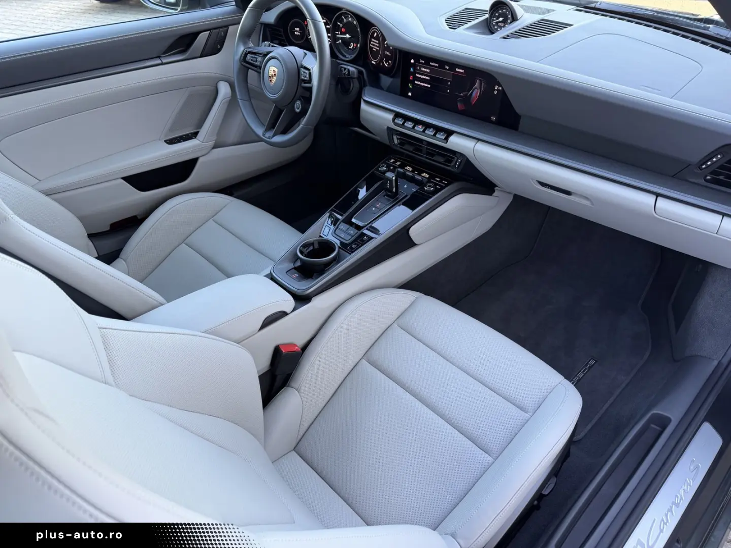PORSCHE 911 Carrera S Cabriolet LIFT SPORTABGAS SITZBELÜ