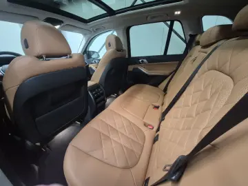 BMW X5 3.0d  M Aerodynamik Paket Pano 360