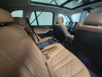 BMW X5 3.0d  M Aerodynamik Paket Pano 360