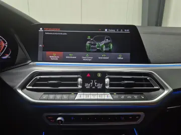 BMW X5 3.0d  M Aerodynamik Paket Pano 360