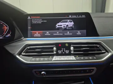 BMW X5 3.0d  M Aerodynamik Paket Pano 360