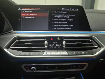BMW X5 3.0d  M Aerodynamik Paket Pano 360
