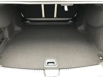 MERCEDES-BENZ E 220 d AMG