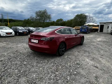 Tesla Model 3 Long Range Dual Motor AWD