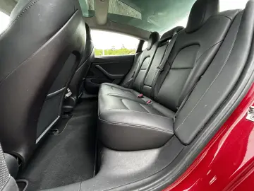 Tesla Model 3 Long Range Dual Motor AWD