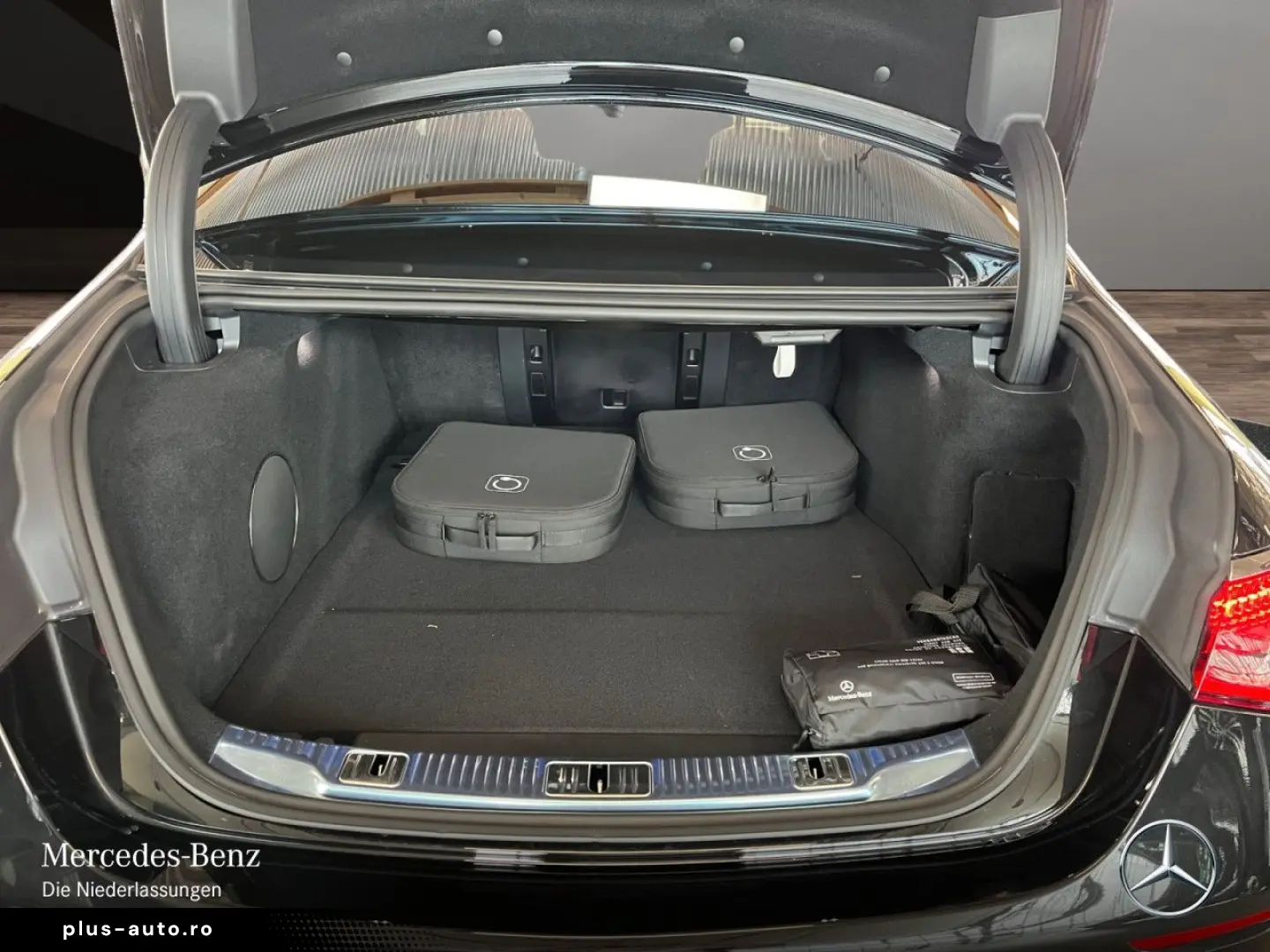 MERCEDES-BENZ S 63 E Perform. Exklusiv Pano TV Massa&hellip;