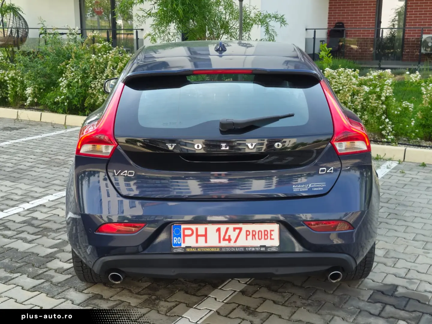 Volvo V40 2.0 D4 Momentum 2014