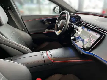 MERCEDES-BENZ E 220 d AMG