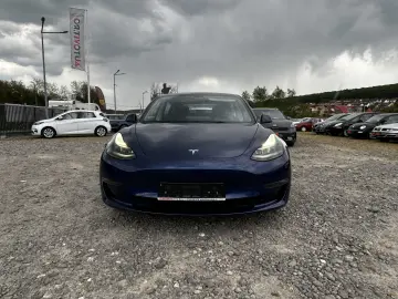 Tesla Model 3 Premium Langstreckenbatterie AWD Dual Motor