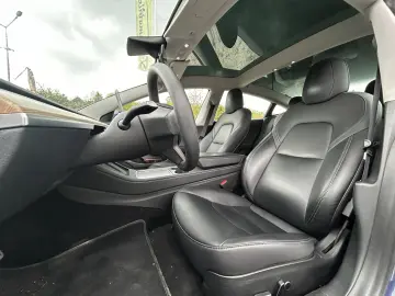 Tesla Model 3 Premium Langstreckenbatterie AWD Dual Motor