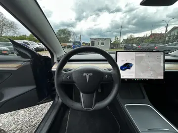Tesla Model 3 Premium Langstreckenbatterie AWD Dual Motor
