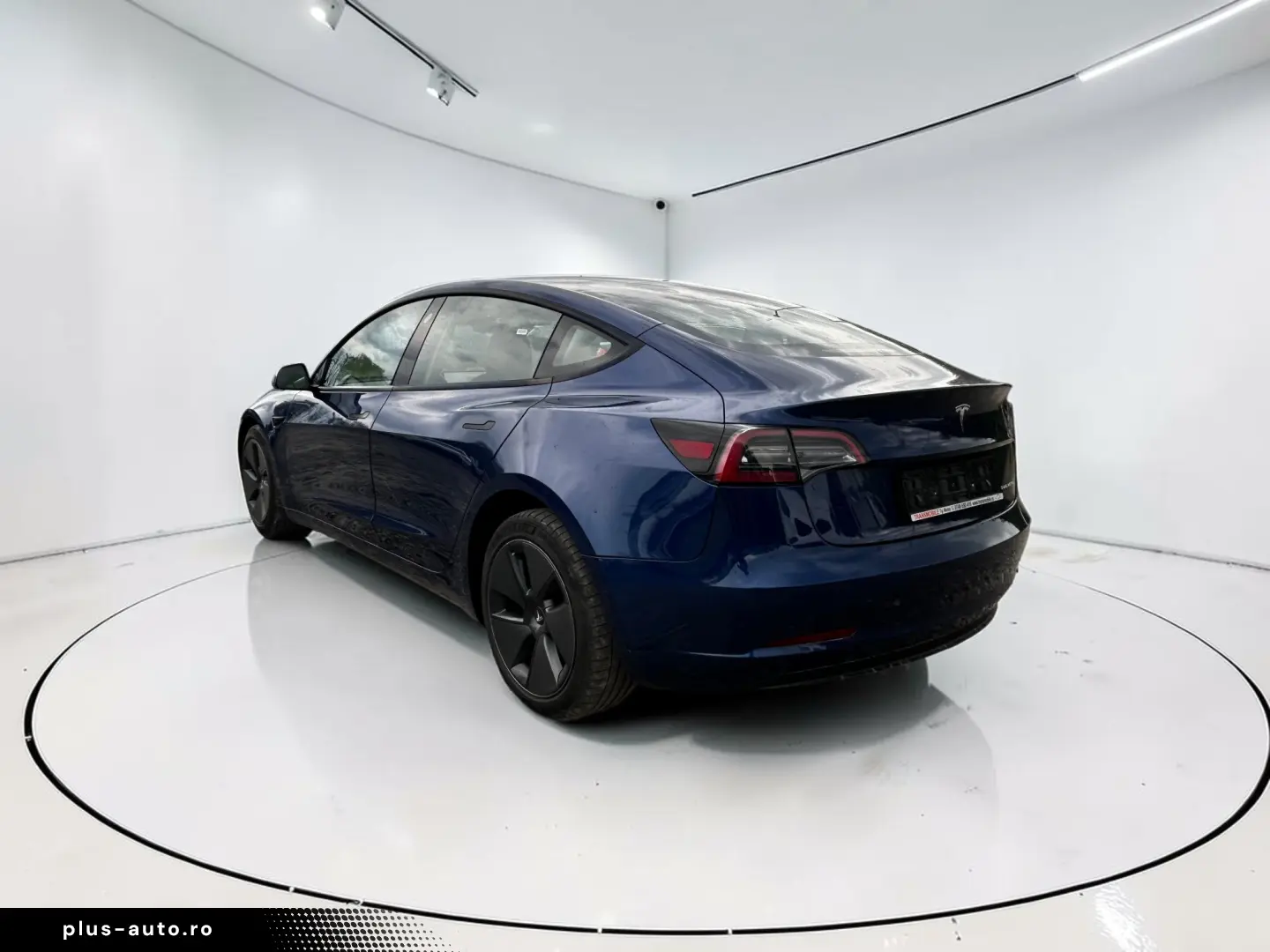 Tesla Model 3 — poza 2