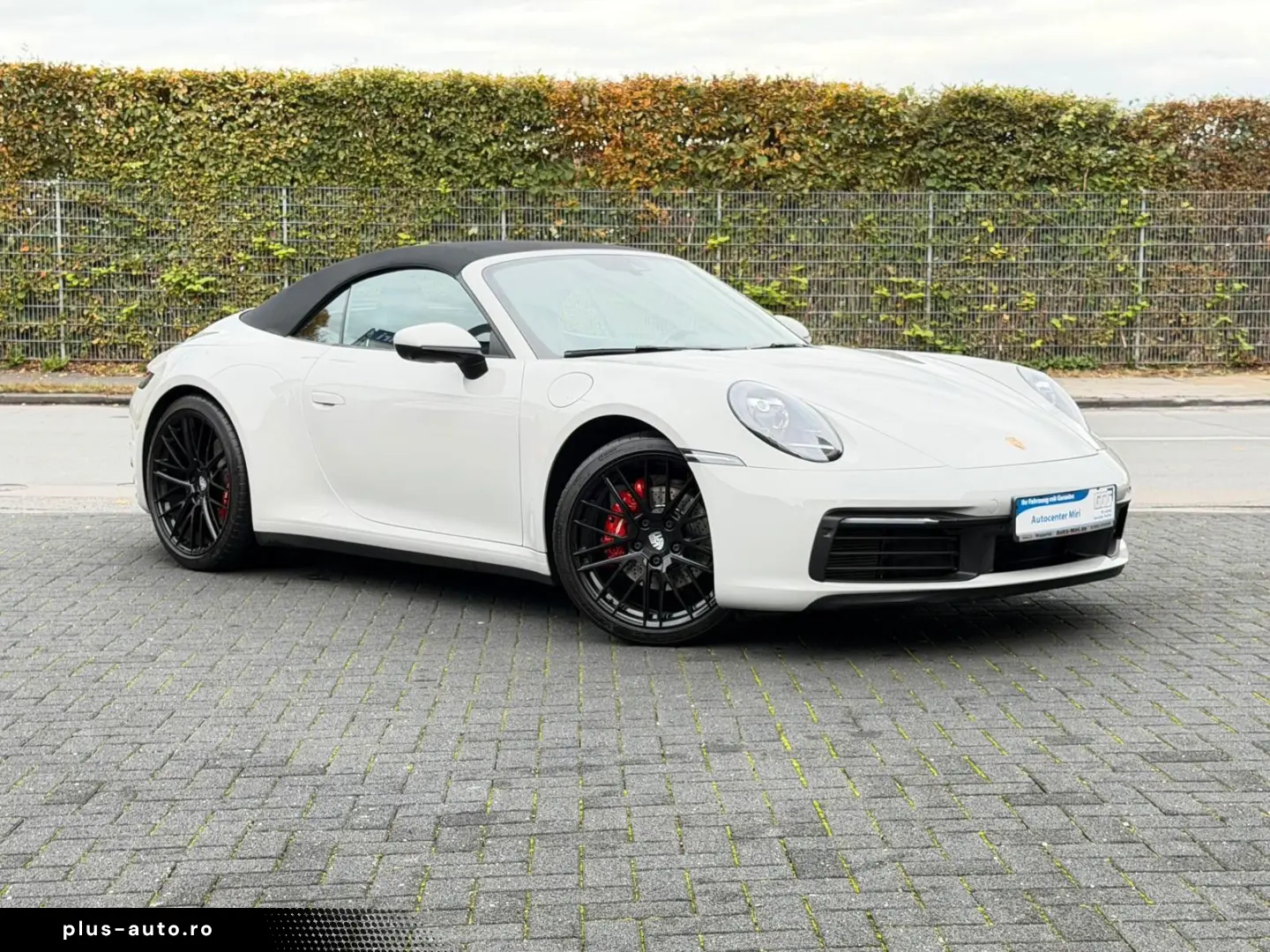 PORSCHE 992 Carrera Cabriolet Sport