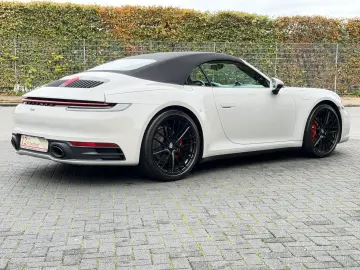 PORSCHE 992 Carrera Cabriolet Sport