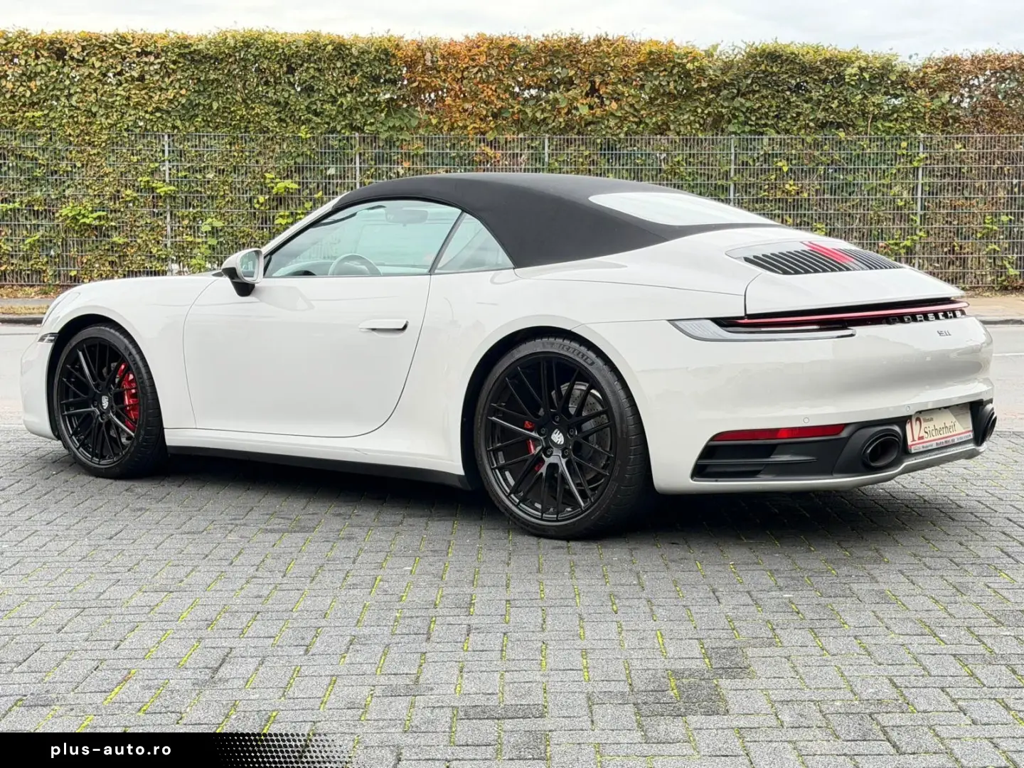 PORSCHE 992 Carrera Cabriolet Sport