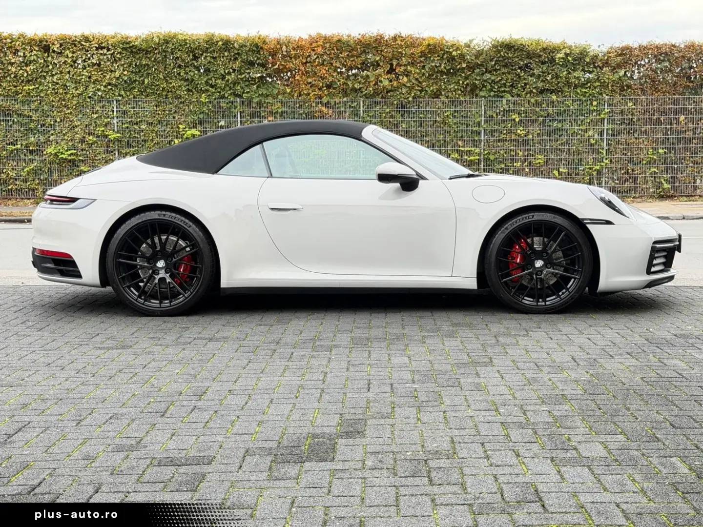 PORSCHE 992 Carrera Cabriolet Sport