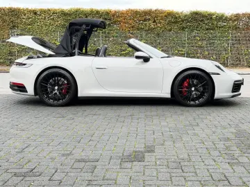 PORSCHE 992 Carrera Cabriolet Sport