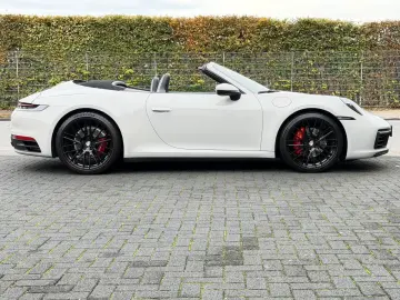 PORSCHE 992 Carrera Cabriolet Sport
