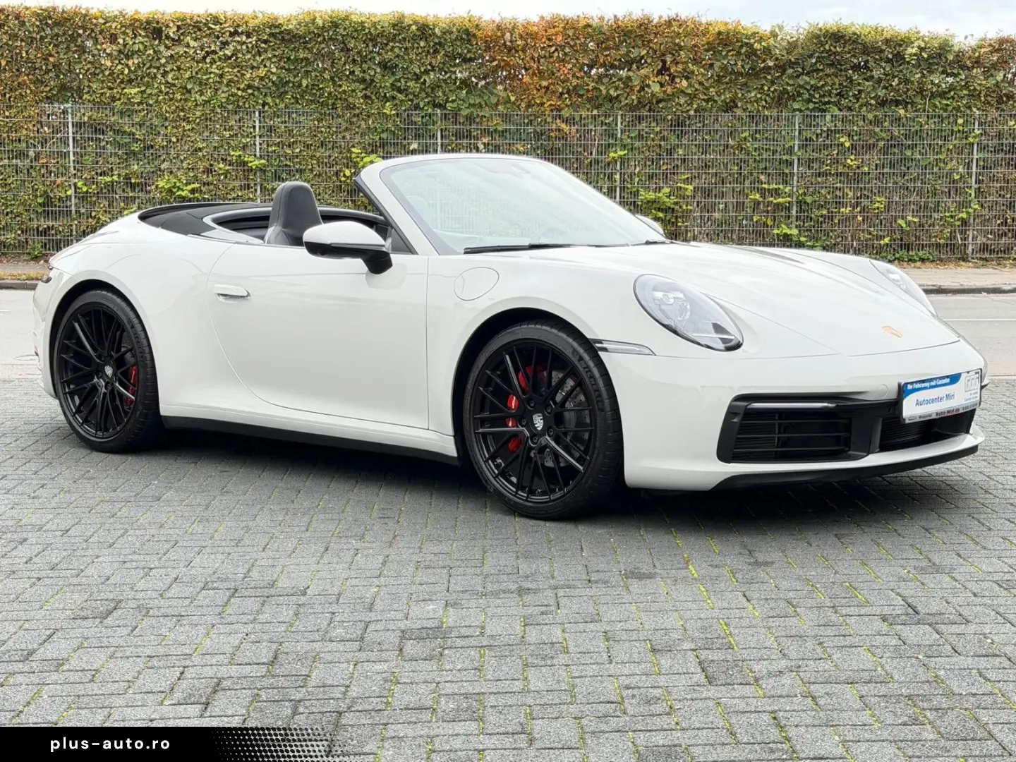PORSCHE 992 Carrera Cabriolet Sport