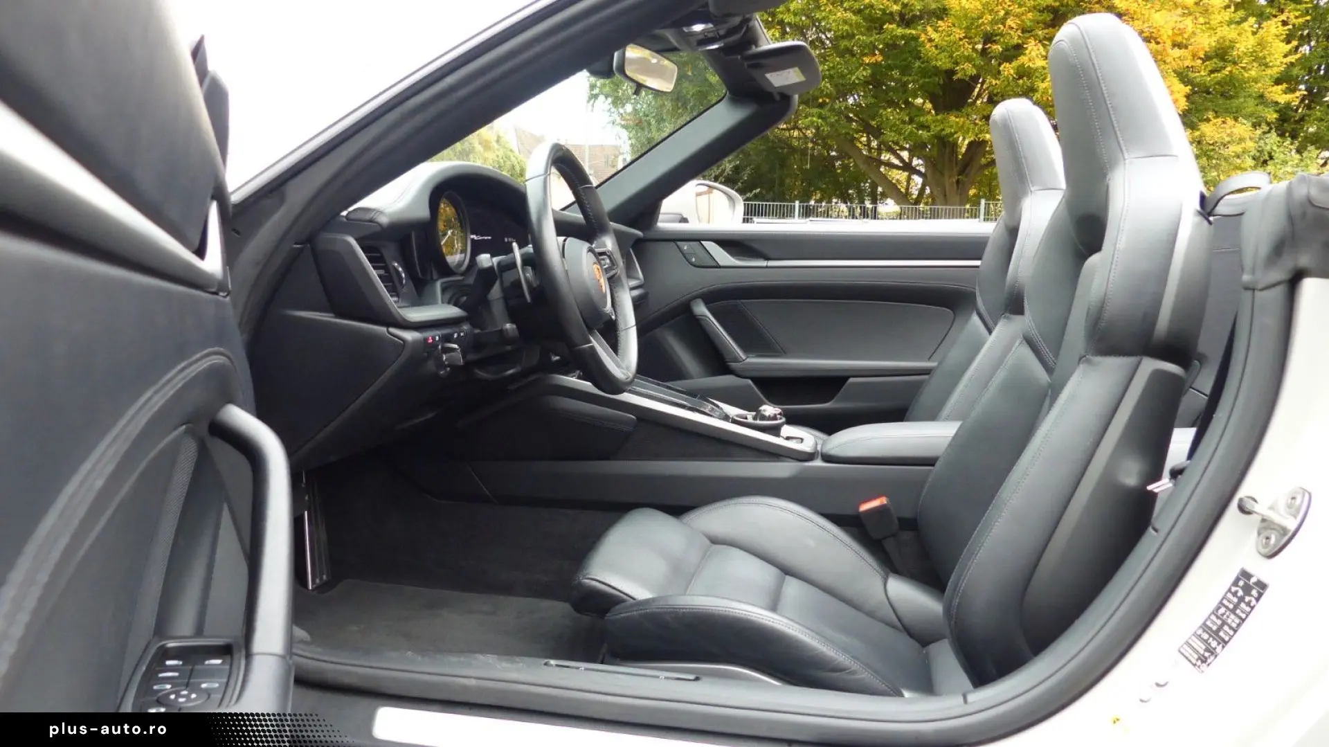 PORSCHE 992 Carrera Cabriolet Sport