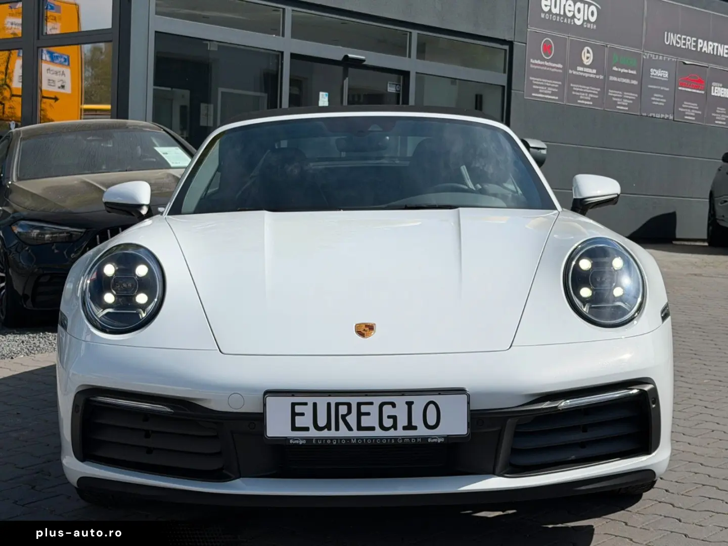 PORSCHE 911 Carrera Cabriolet