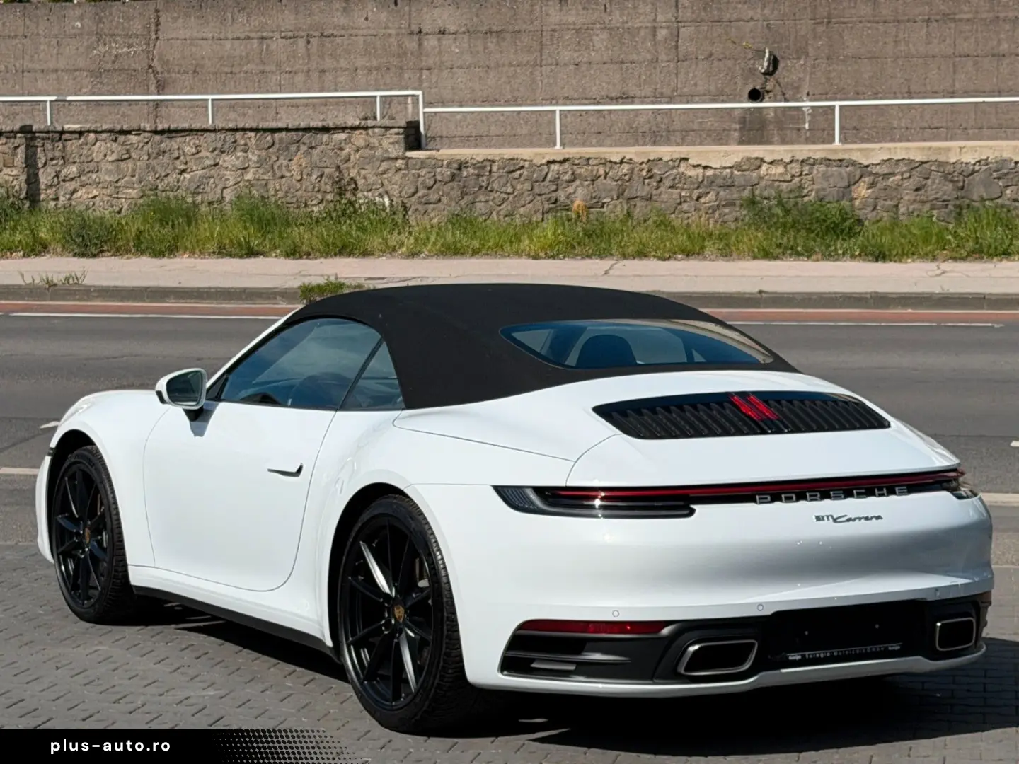 PORSCHE 911 Carrera Cabriolet