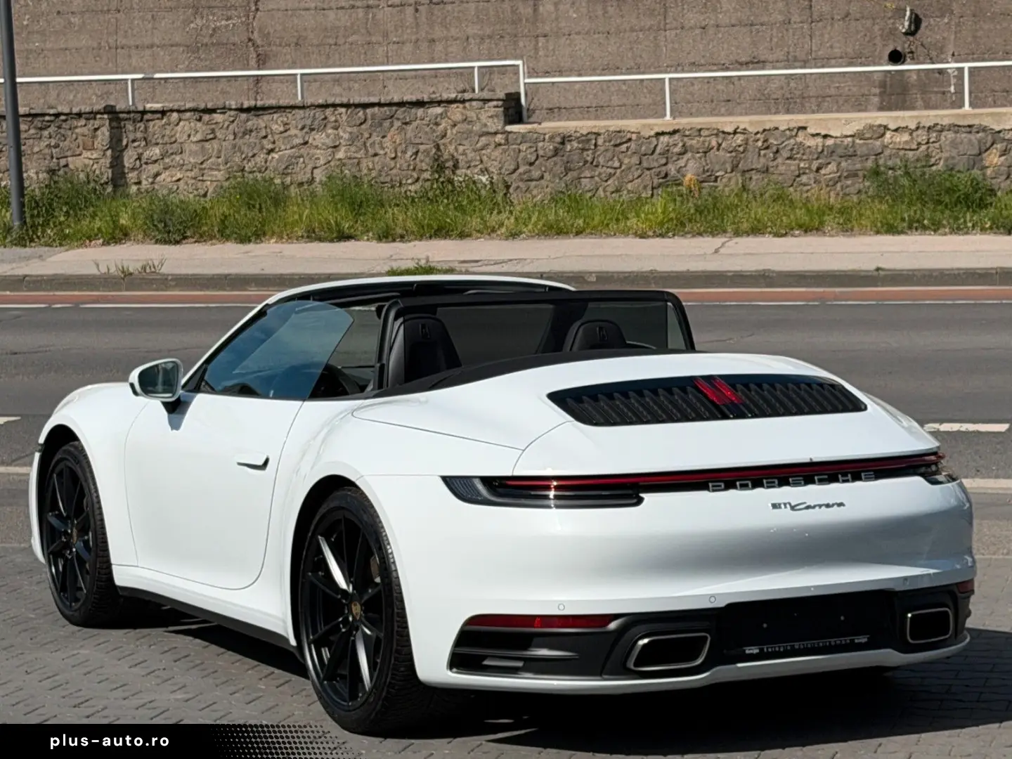 PORSCHE 911 Carrera Cabriolet