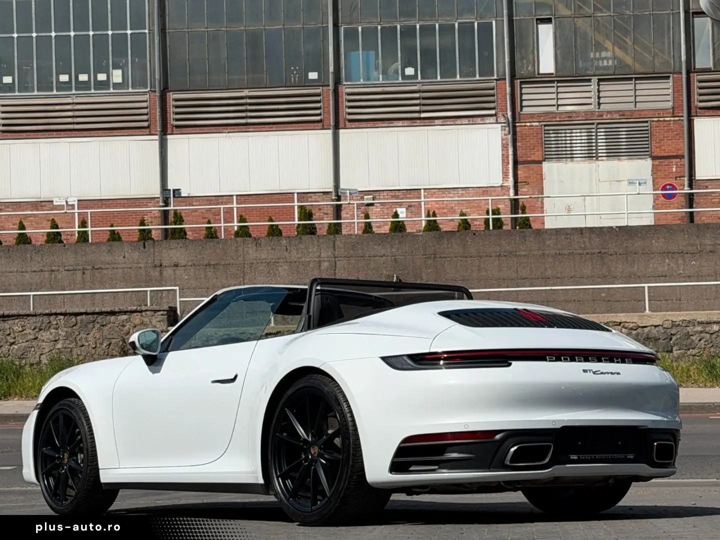 PORSCHE 911 Carrera Cabriolet